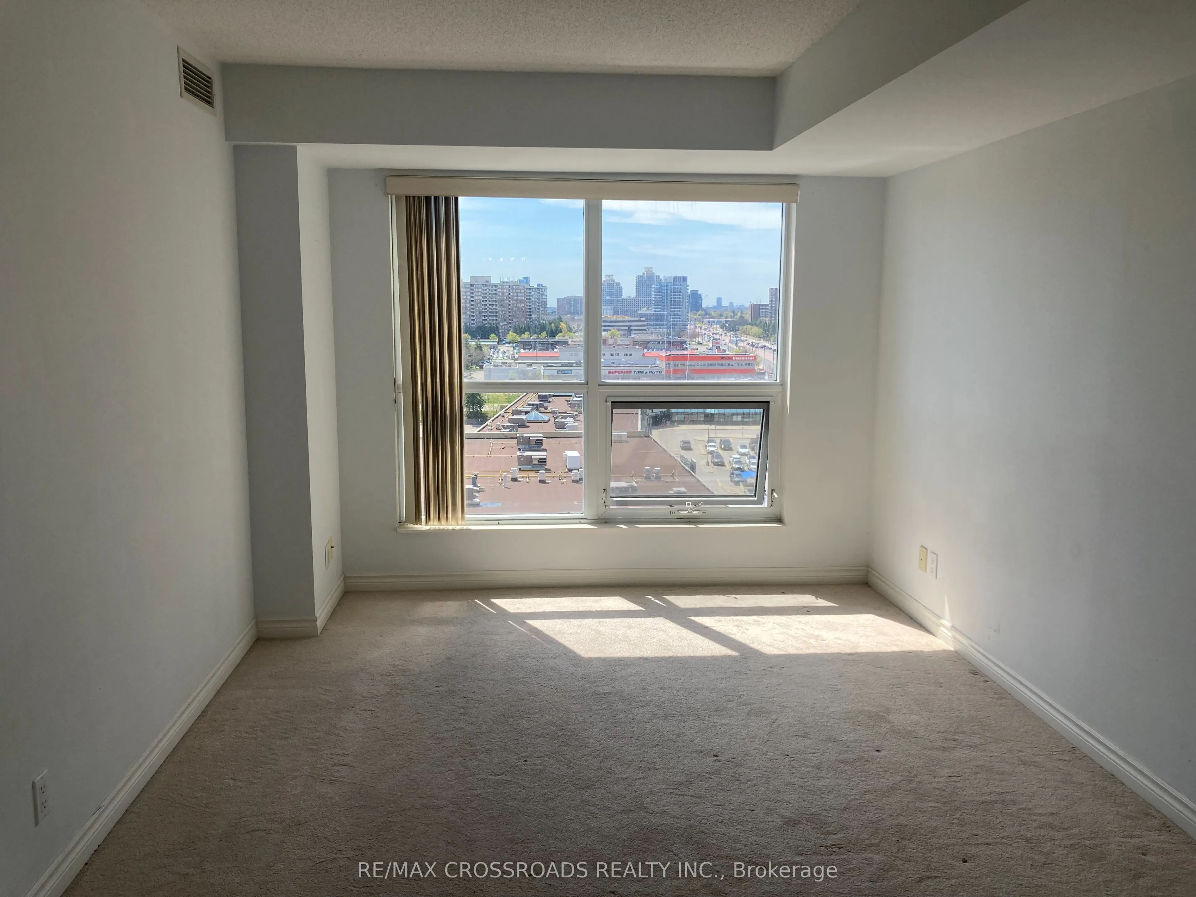 18 Harding Boulevard, #910