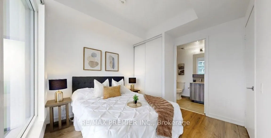 898 Portage Parkway, #1508