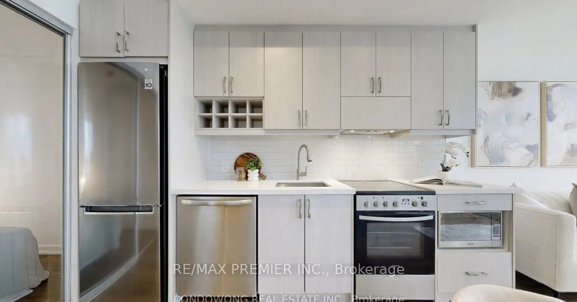 898 Portage Parkway, #1508