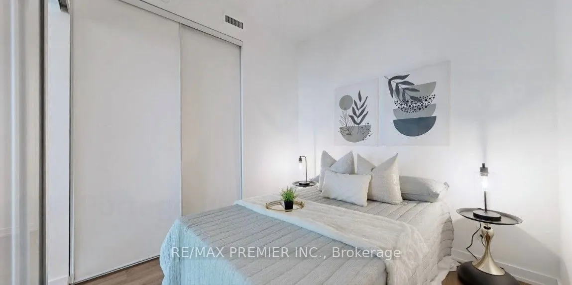 898 Portage Parkway, #1508