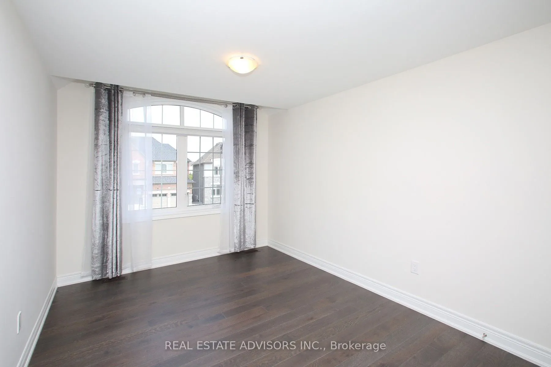 289 Ben Sinclair Avenue