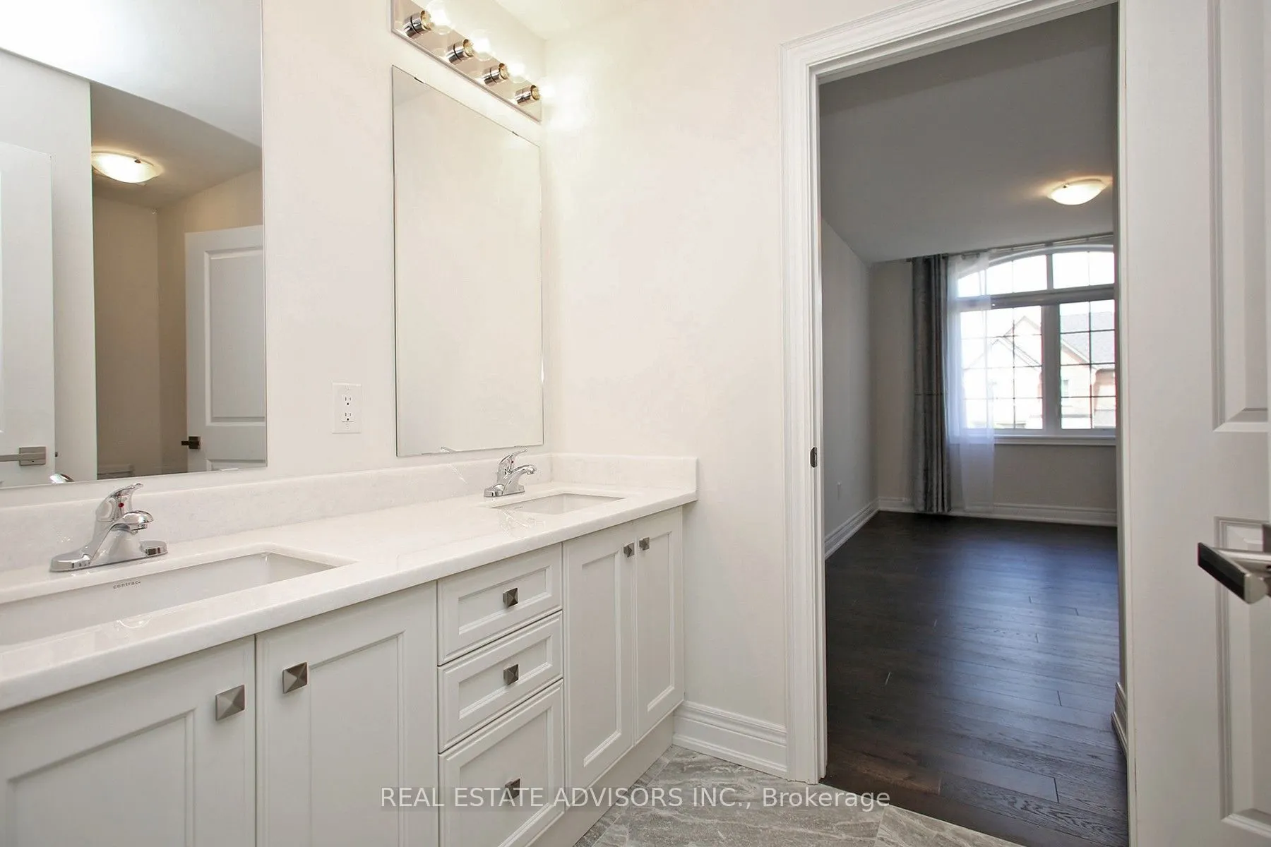 289 Ben Sinclair Avenue