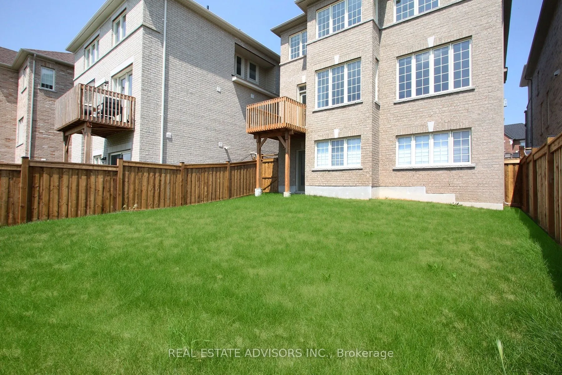 289 Ben Sinclair Avenue