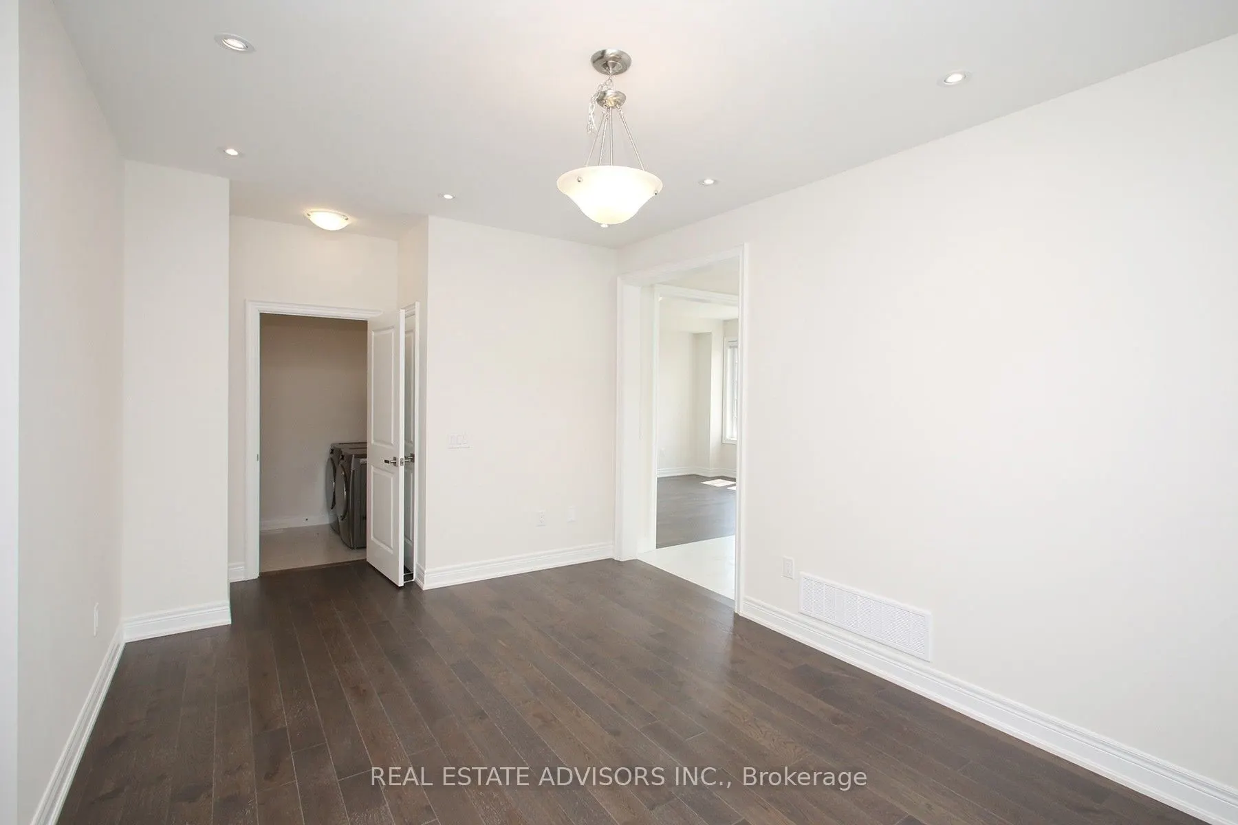 289 Ben Sinclair Avenue