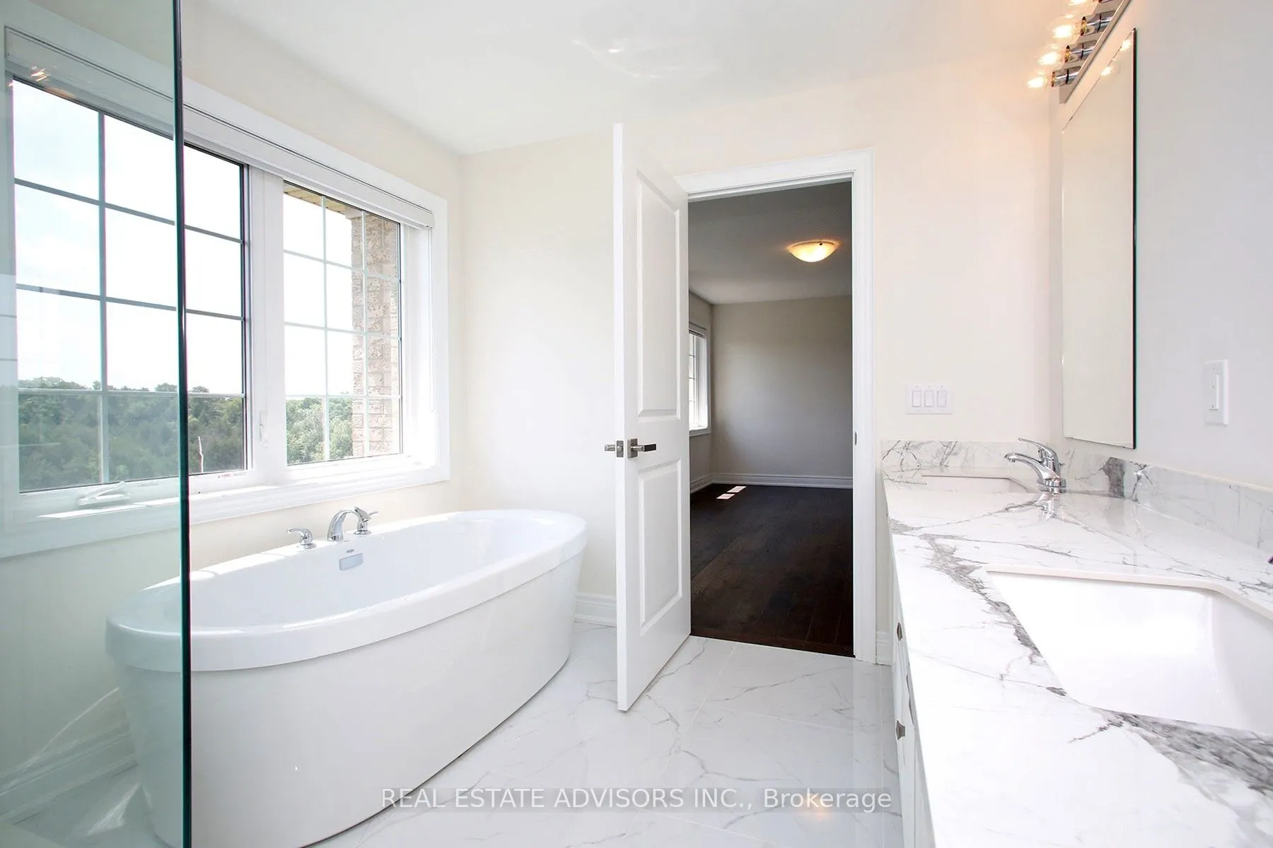 289 Ben Sinclair Avenue