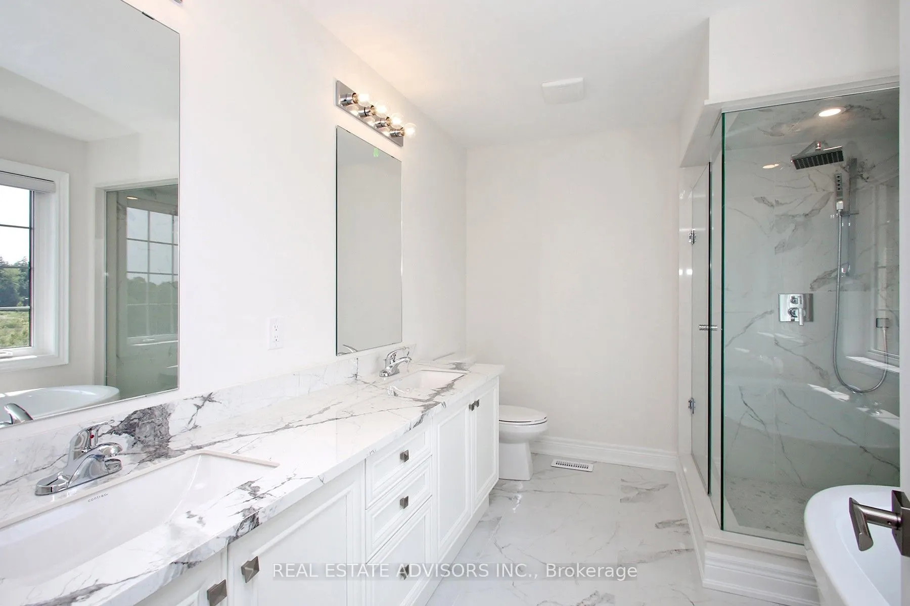 289 Ben Sinclair Avenue