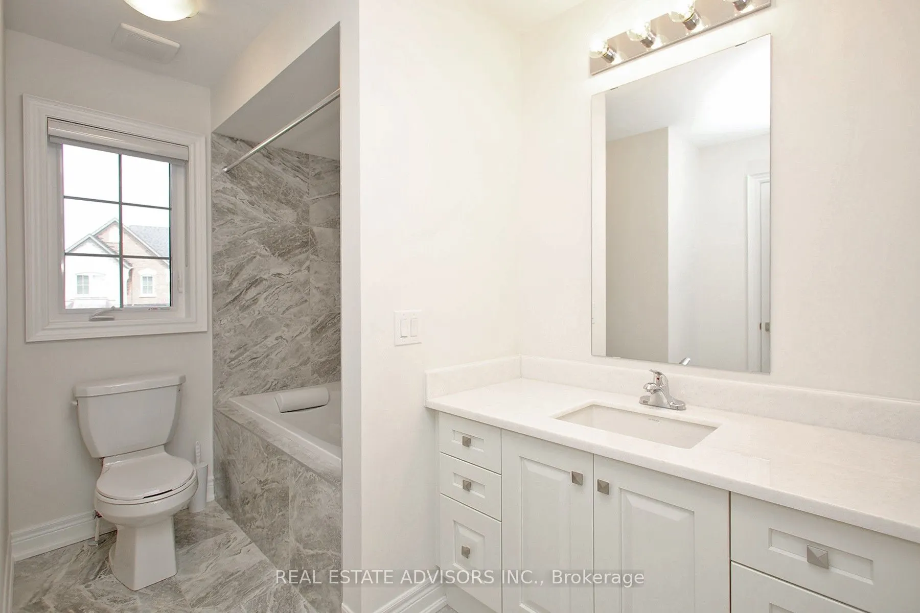 289 Ben Sinclair Avenue