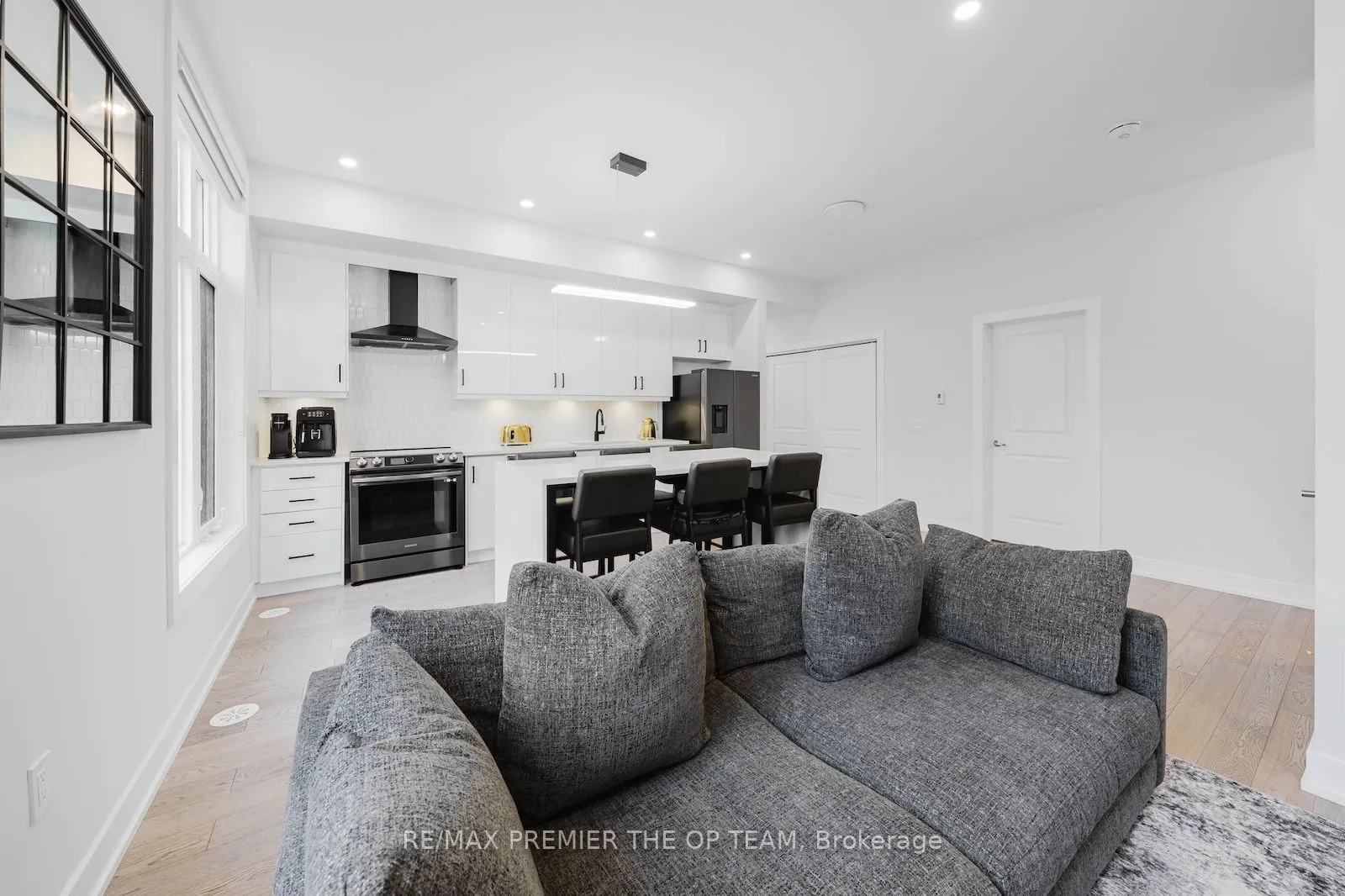 9580 Islington Avenue, #139