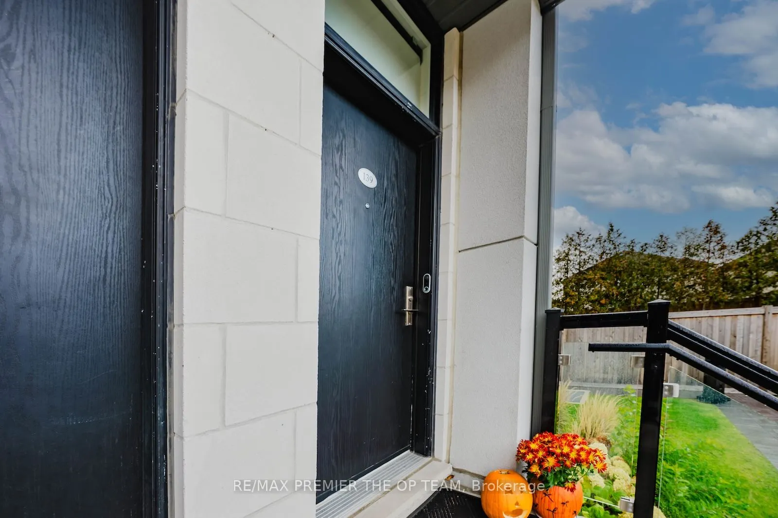 9580 Islington Avenue, #139