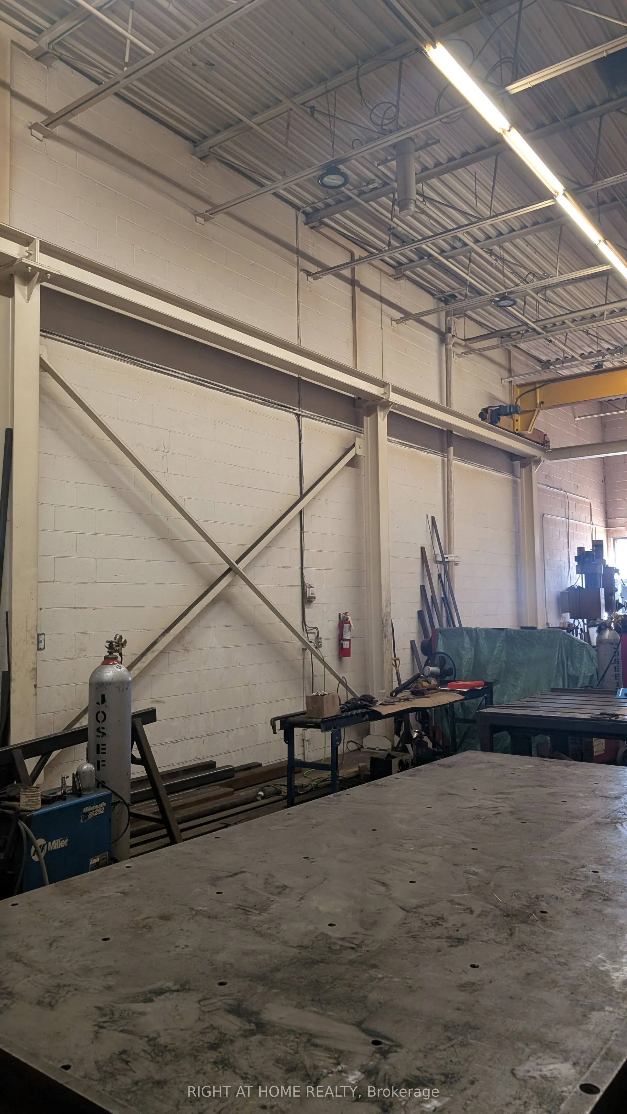 210 Drumlin Circle, #3