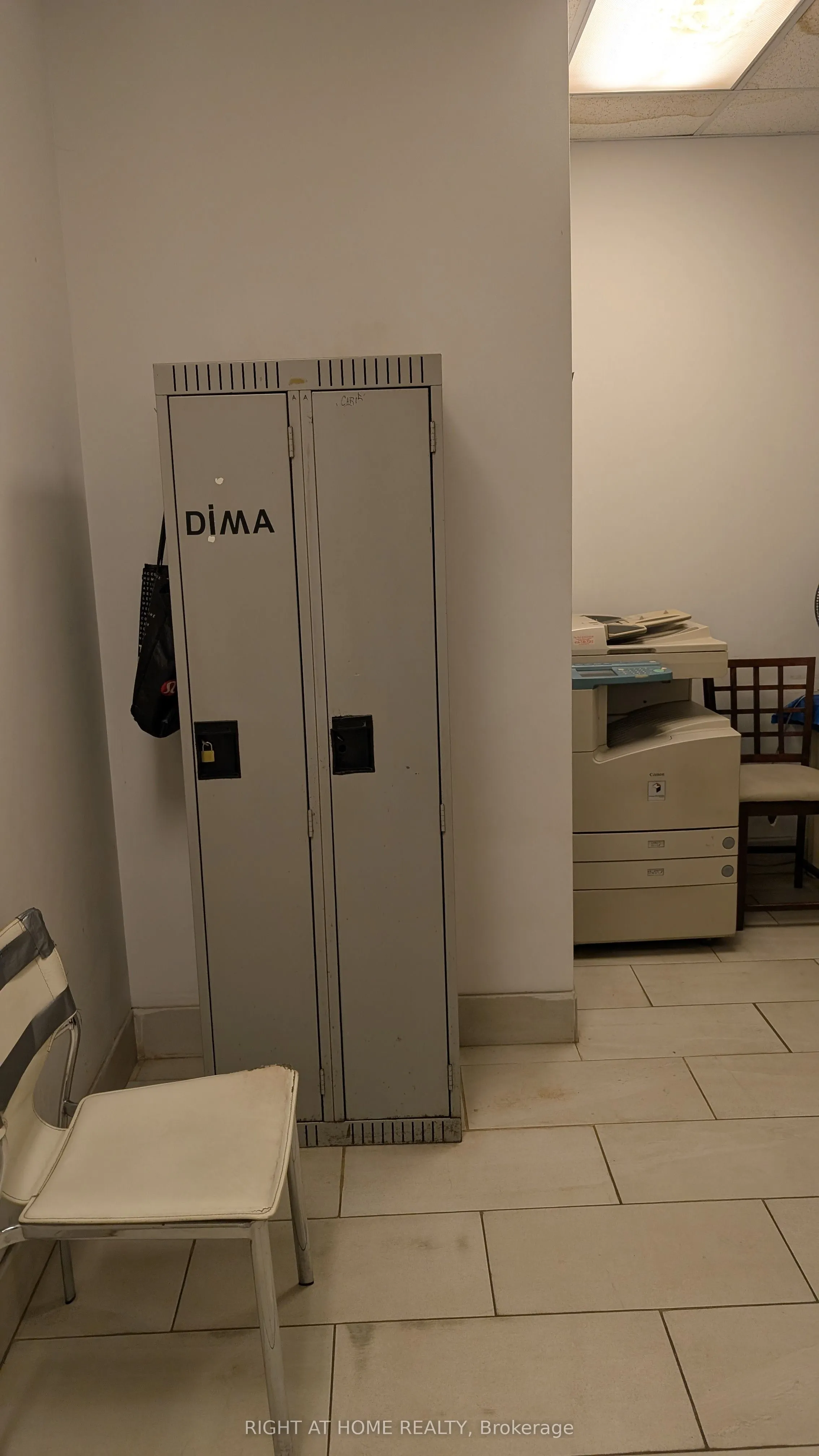 210 Drumlin Circle, #3