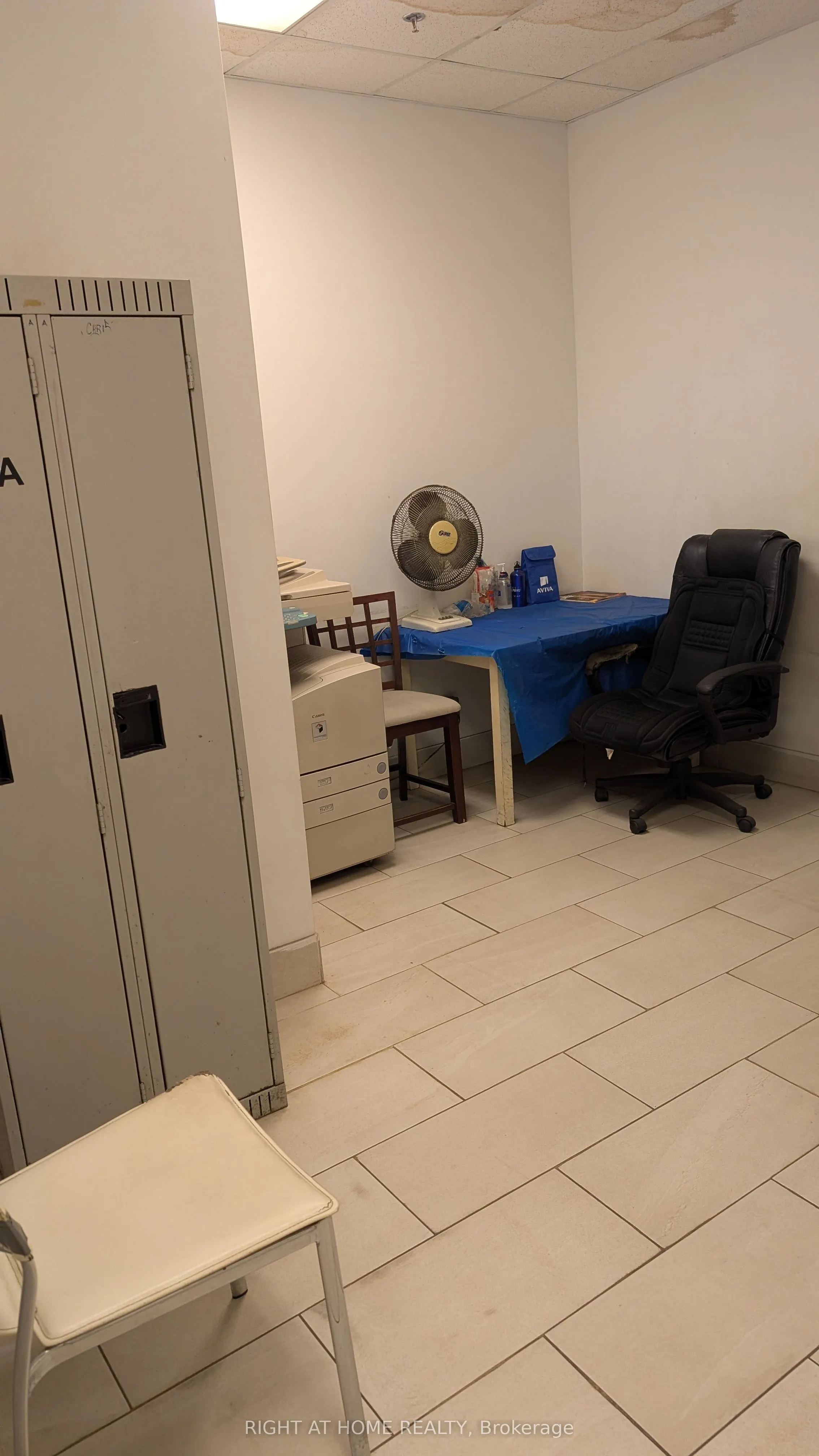 210 Drumlin Circle, #3