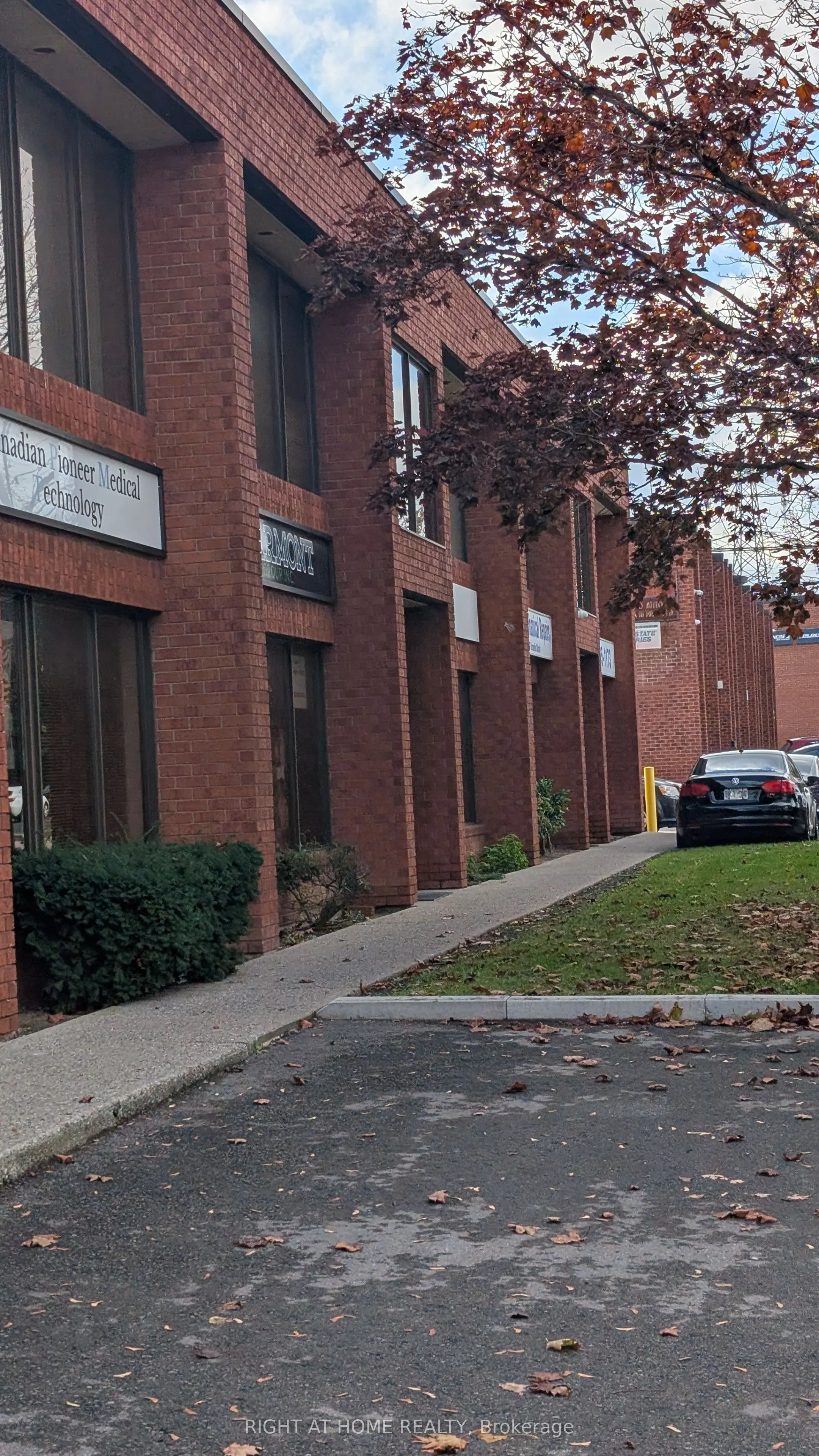 210 Drumlin Circle, #3