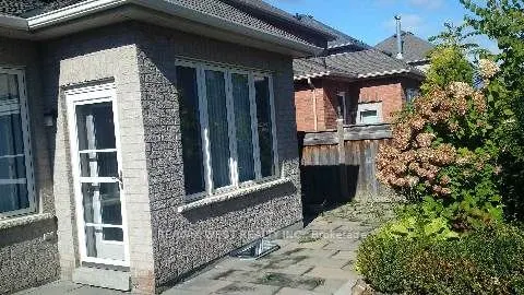 571 Vellore Woods Boulevard