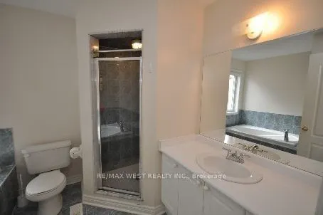 571 Vellore Woods Boulevard