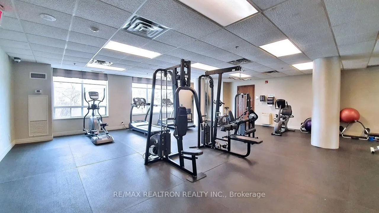 11 Oneida Crescent, #PH10