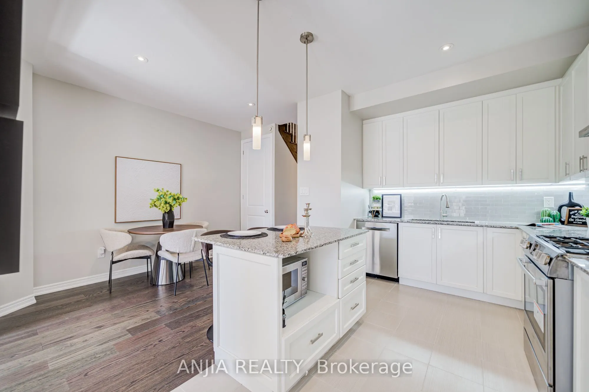 229 South Unionville Avenue