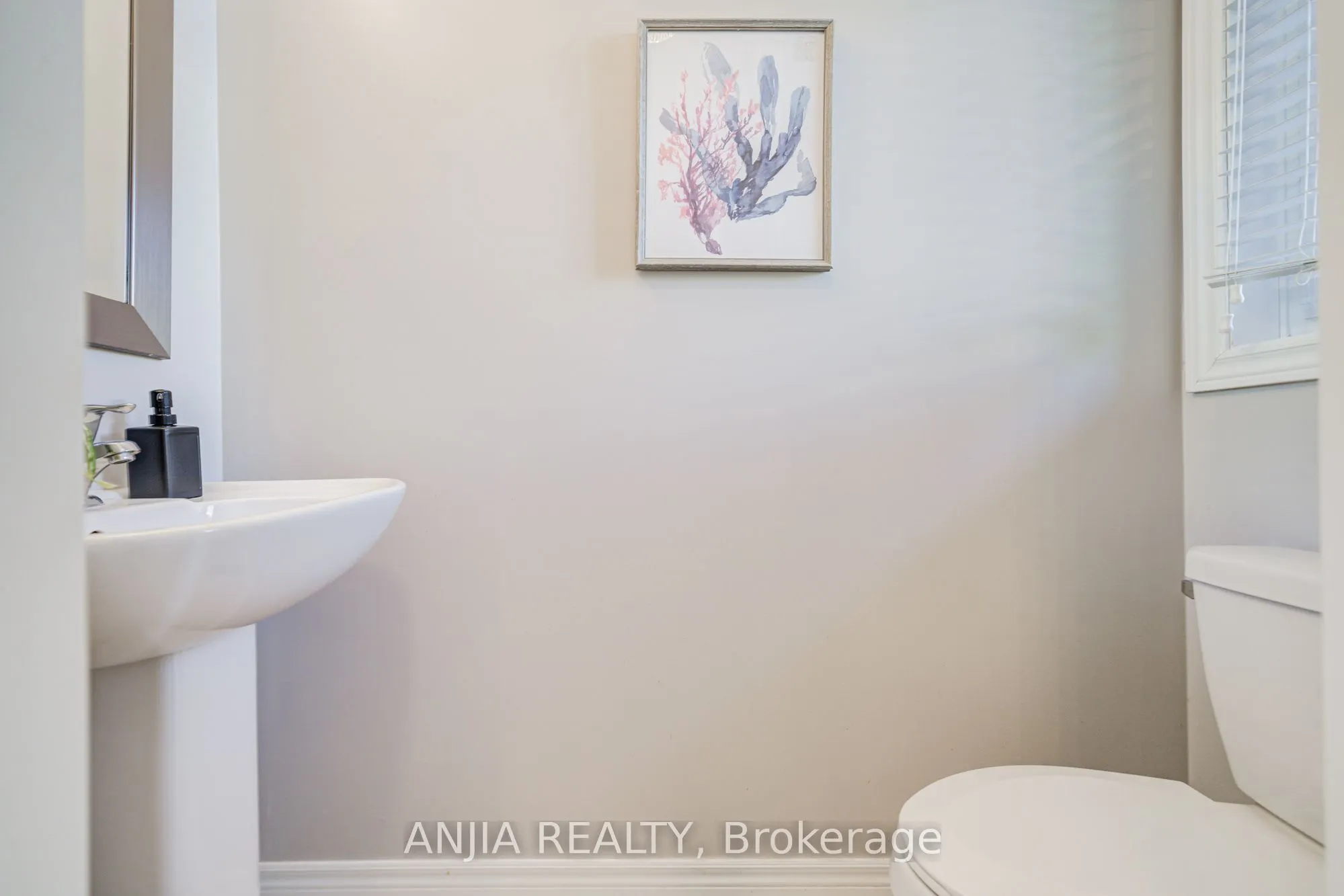 229 South Unionville Avenue