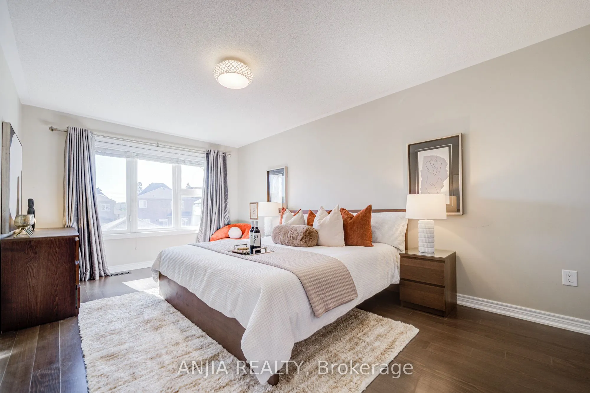 229 South Unionville Avenue