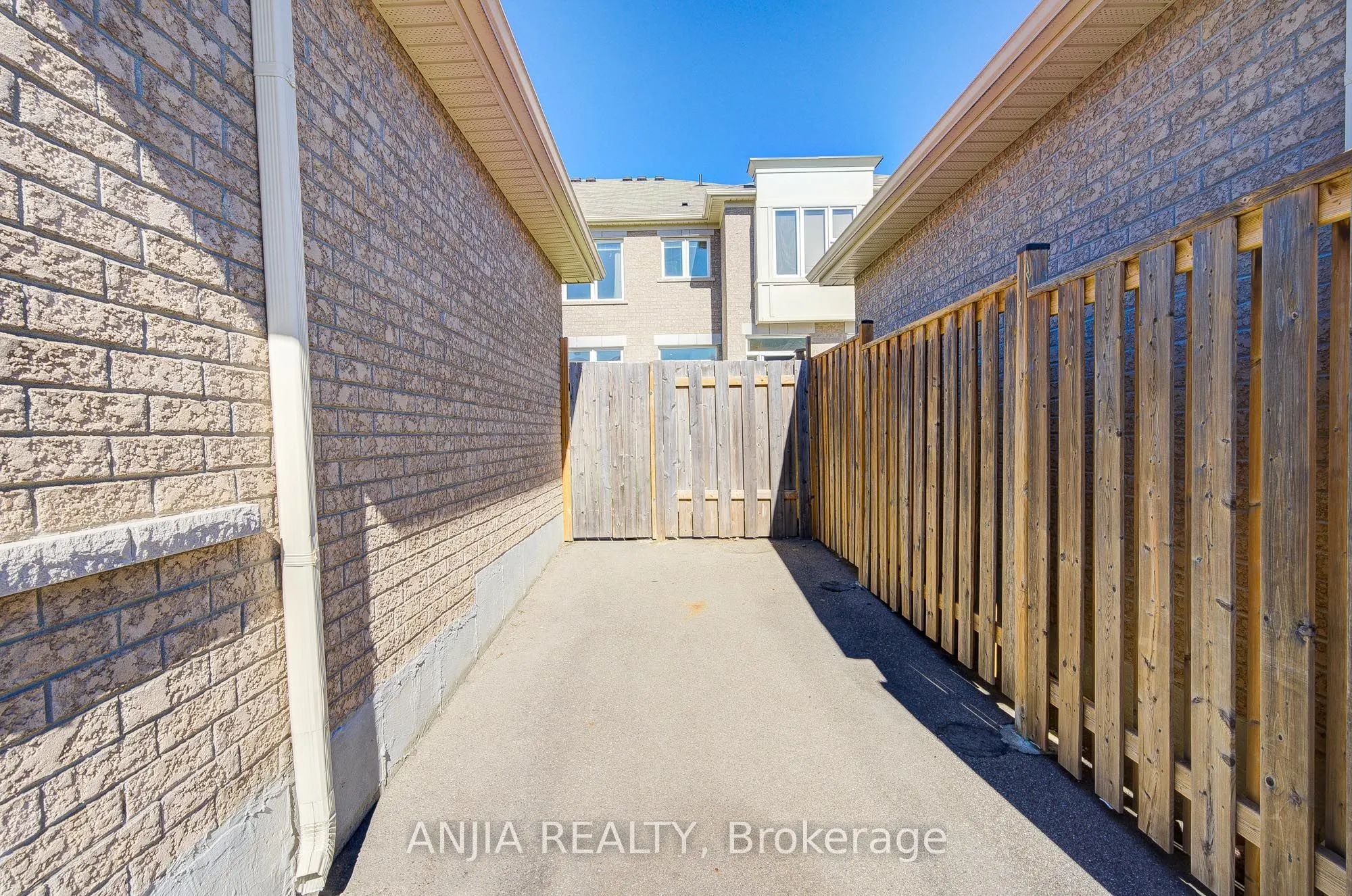 229 South Unionville Avenue