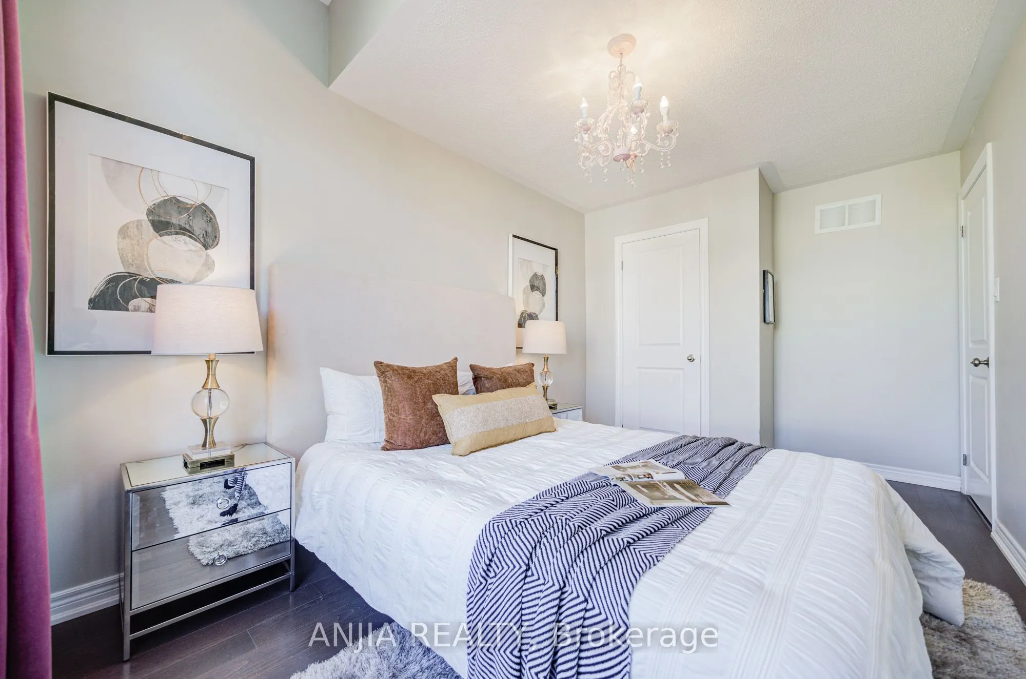 229 South Unionville Avenue