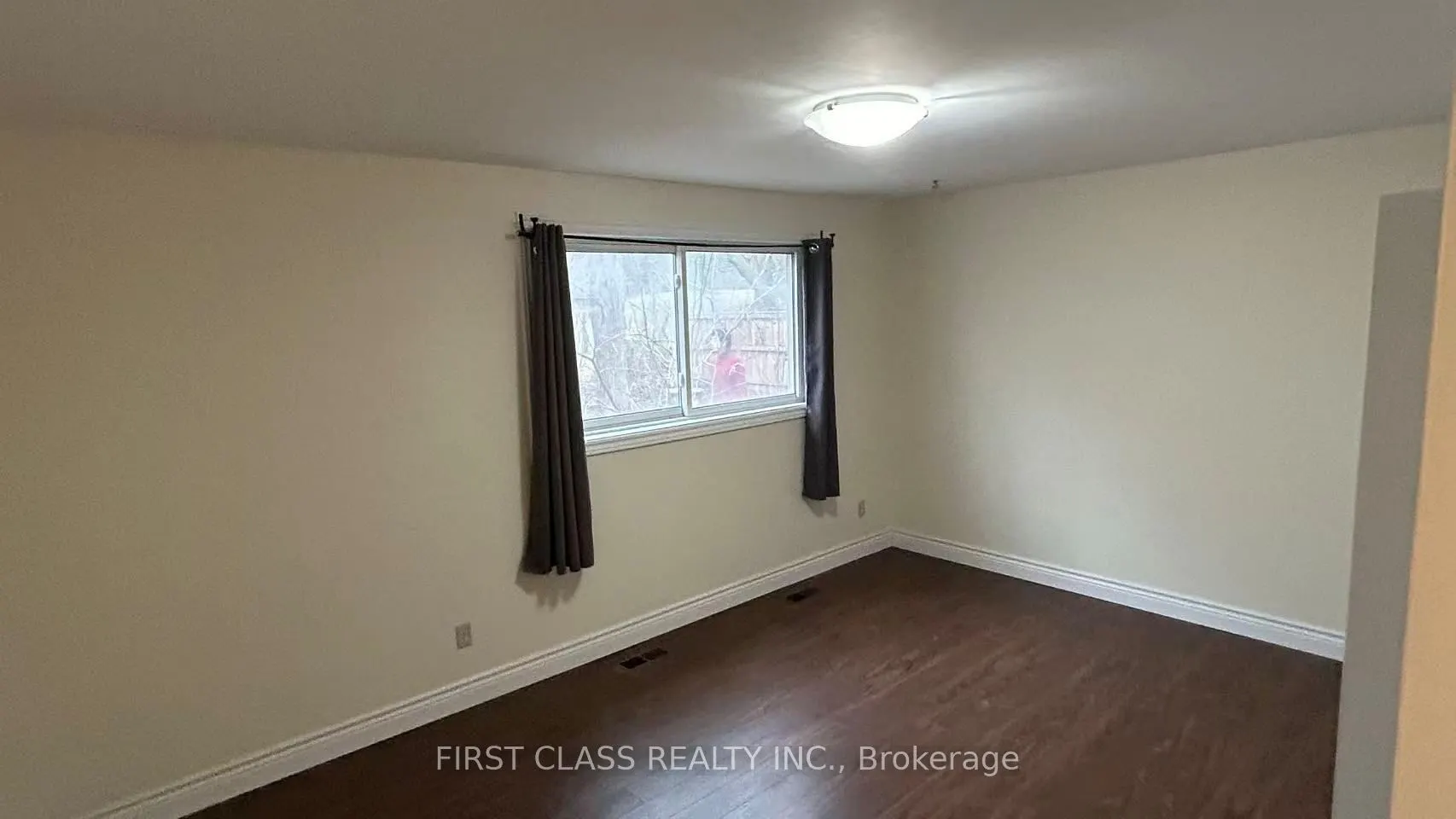 65 Drakefield Road, #Main& Basement