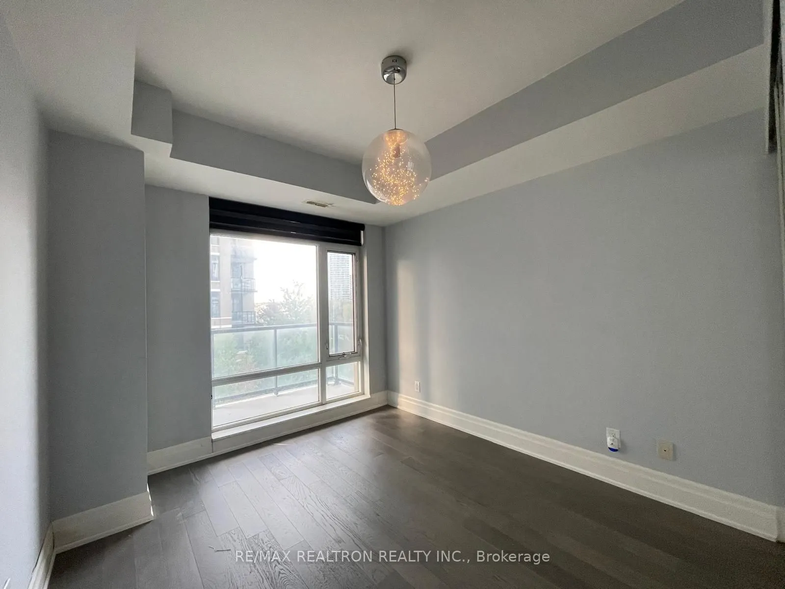 111 Upper Duke Crescent, #307