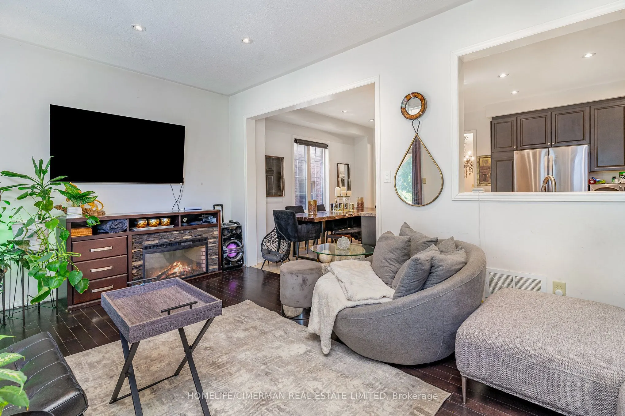 1248 Blencowe Crescent