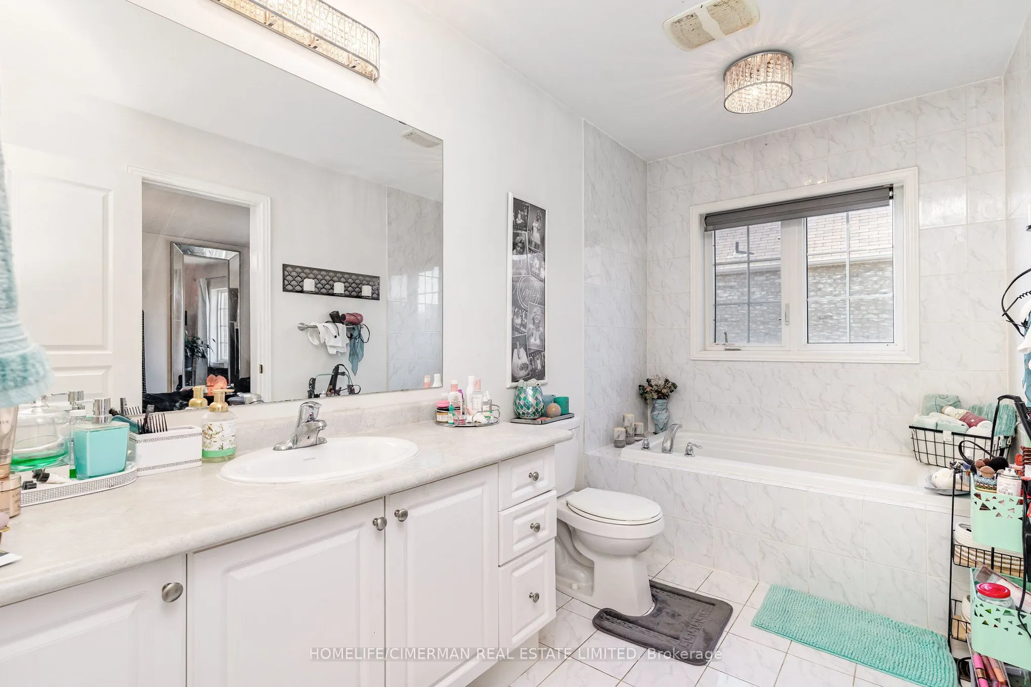 1248 Blencowe Crescent