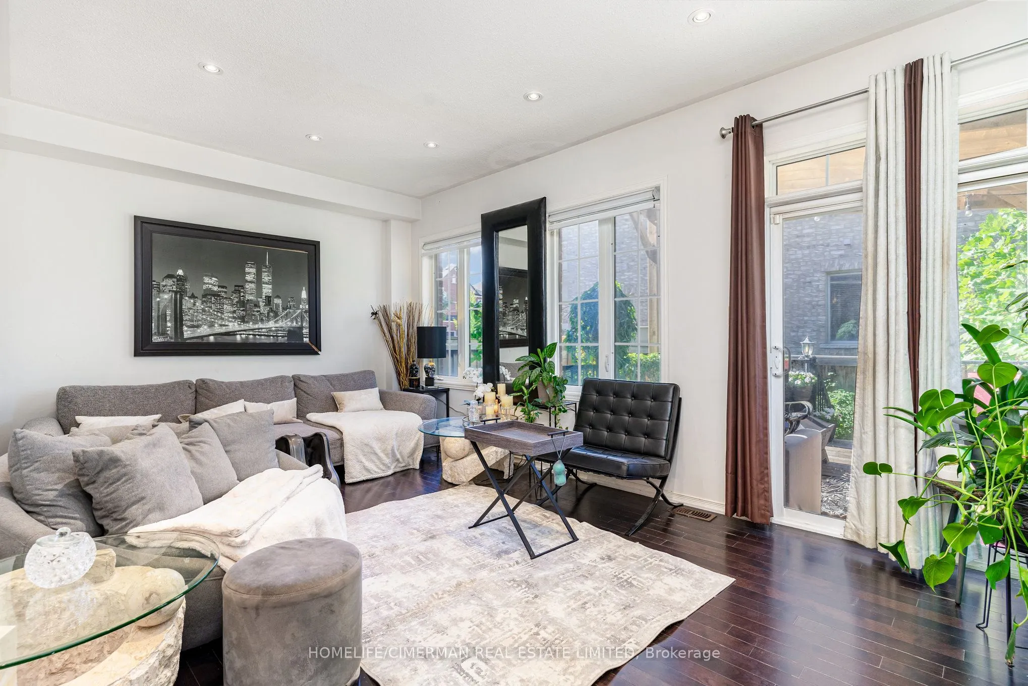 1248 Blencowe Crescent