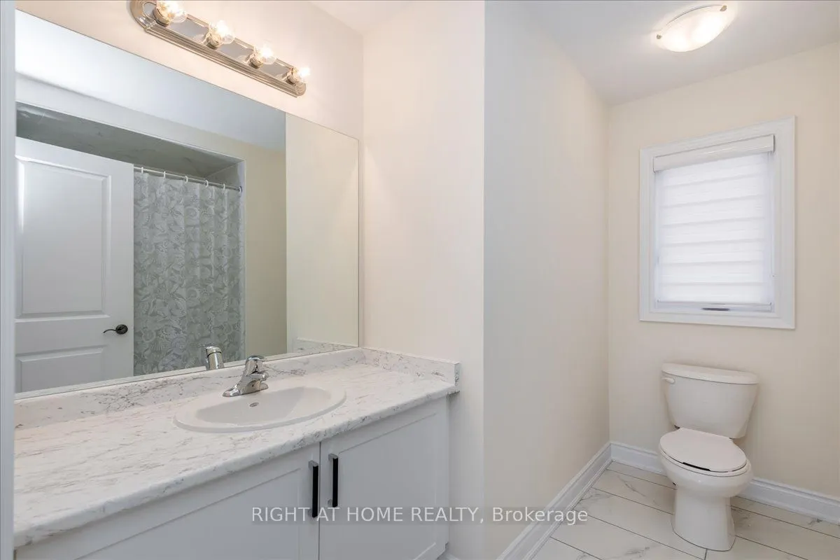 78 Lorne Thomas Place