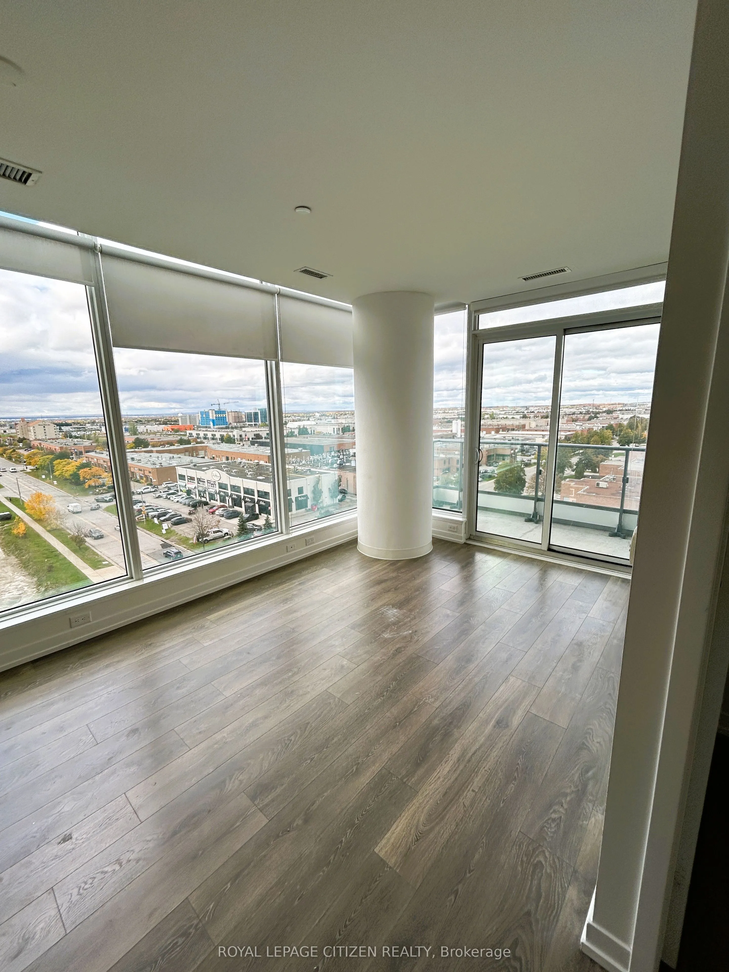 898 Portage Parkway, #905