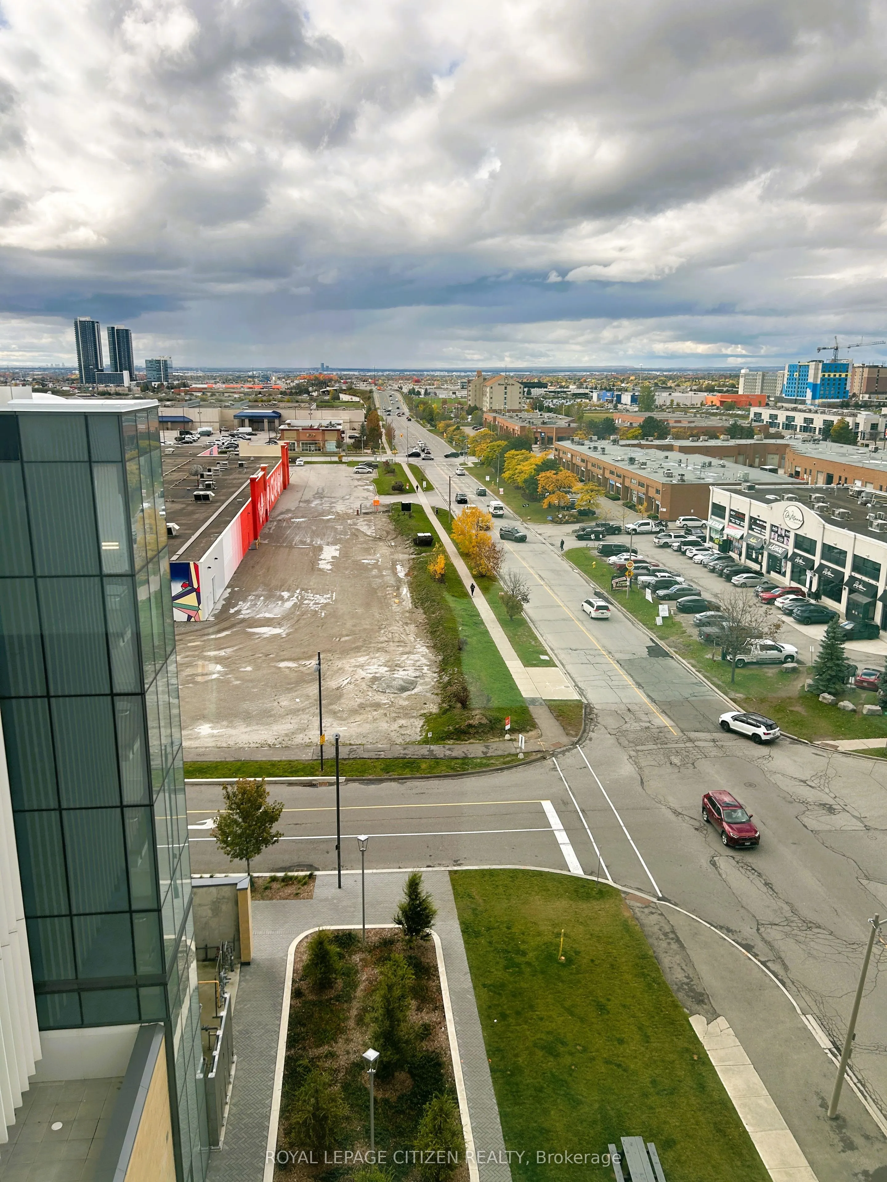 898 Portage Parkway, #905