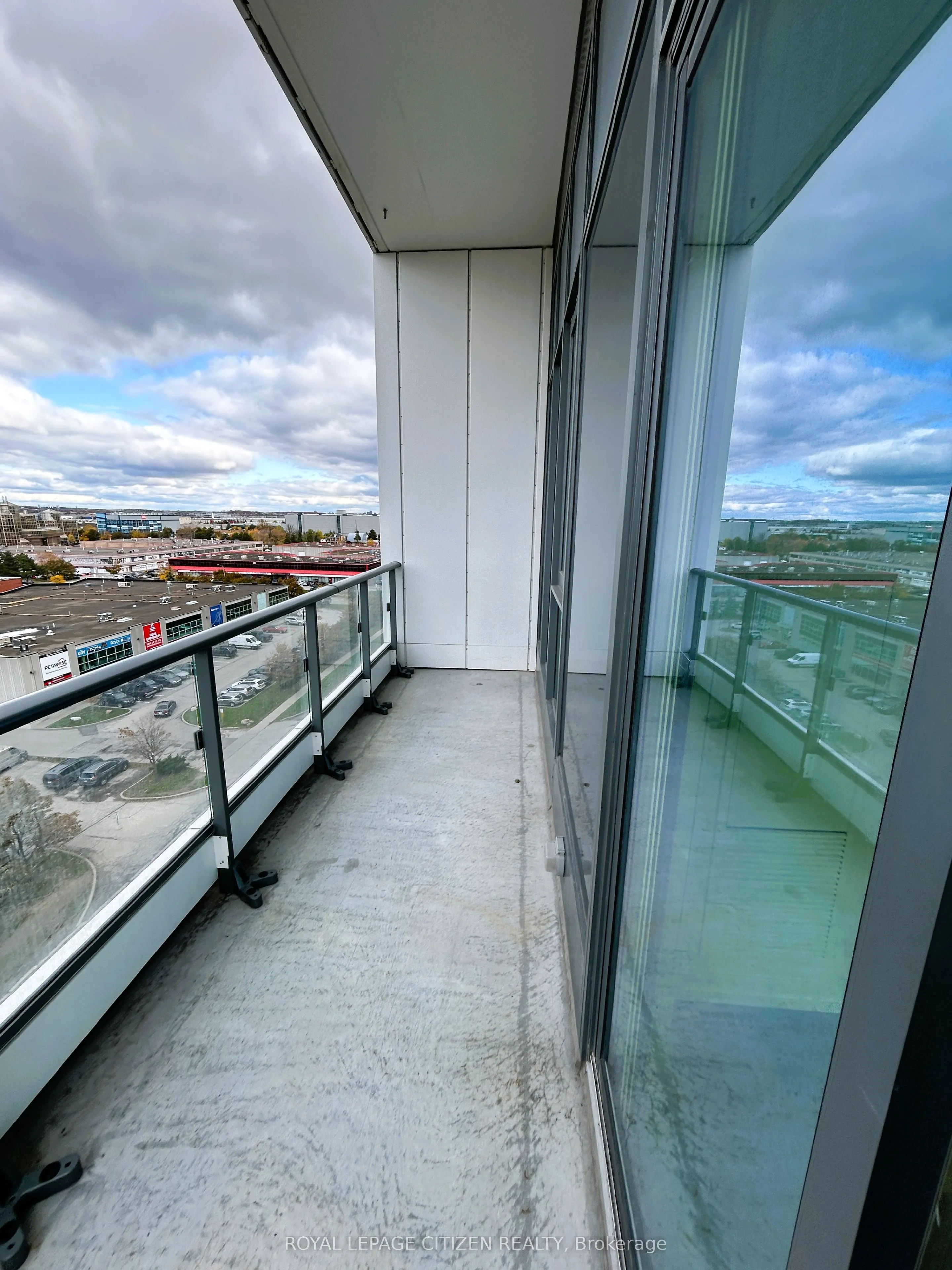 898 Portage Parkway, #905