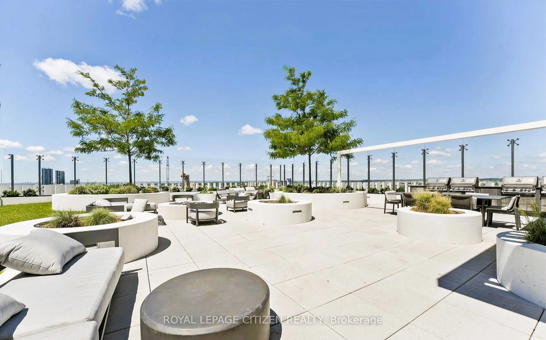 898 Portage Parkway, #905