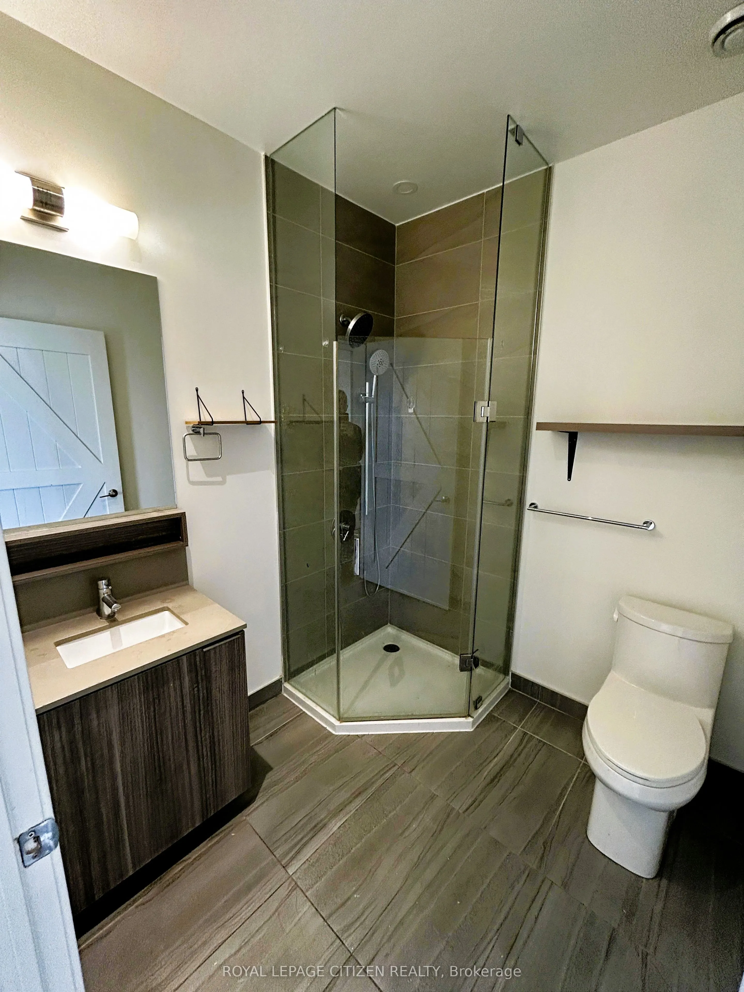 898 Portage Parkway, #905