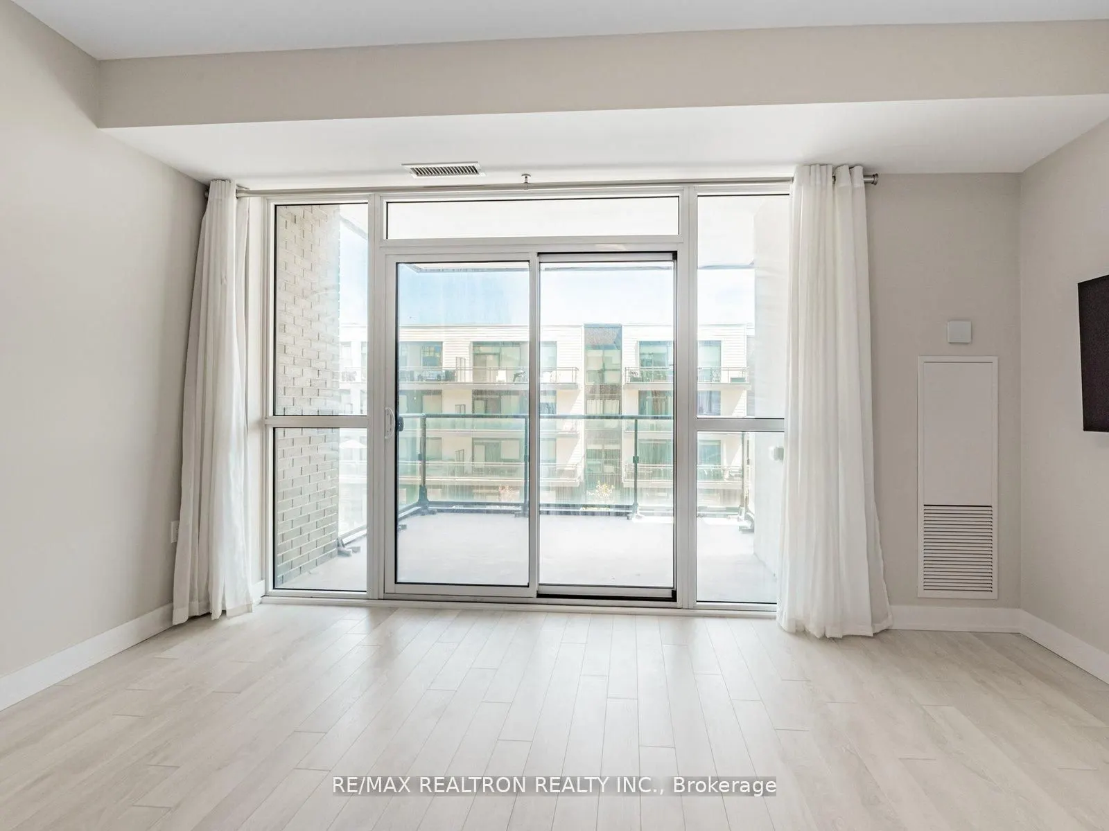 375 Sea Ray Avenue, #313