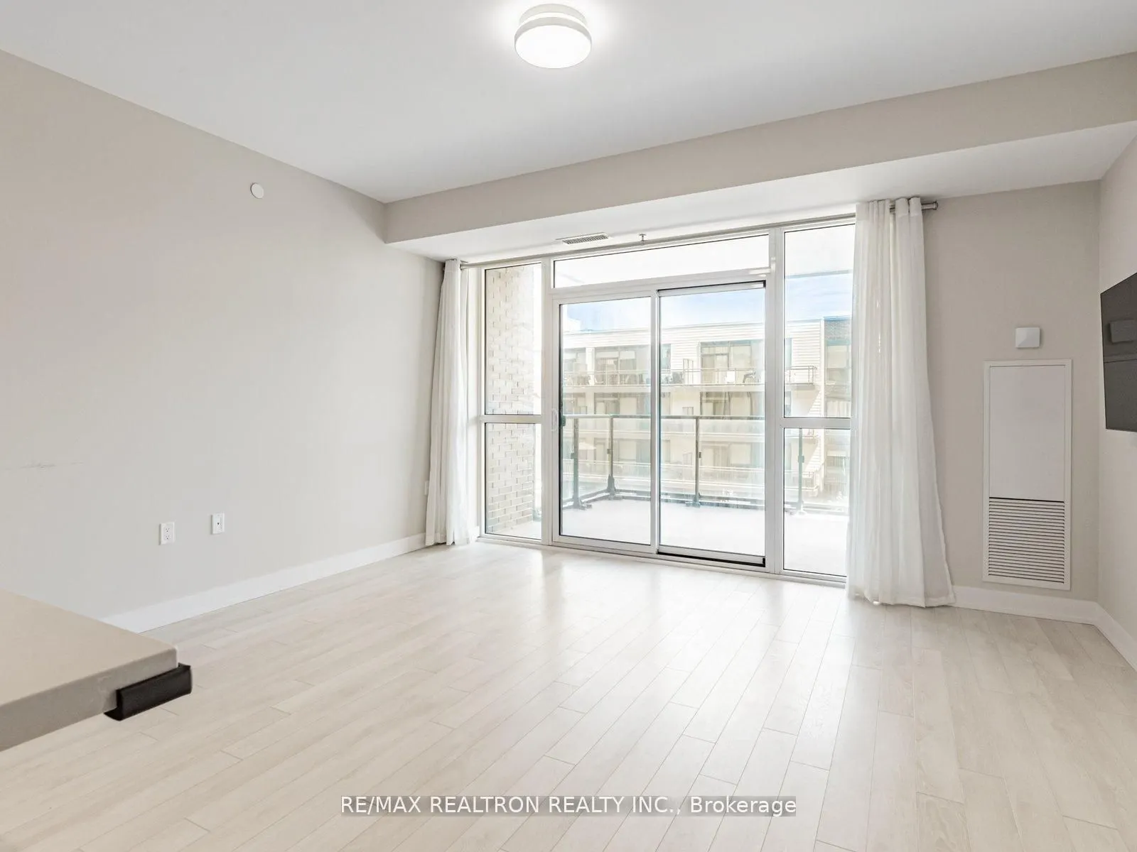 375 Sea Ray Avenue, #313