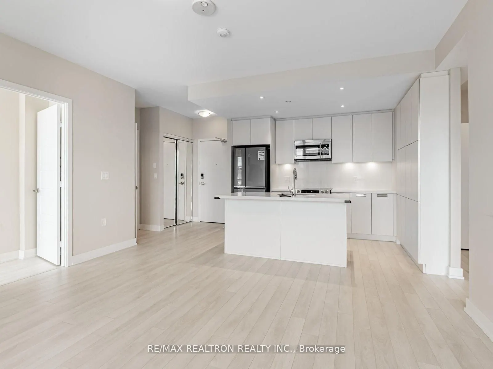 375 Sea Ray Avenue, #313