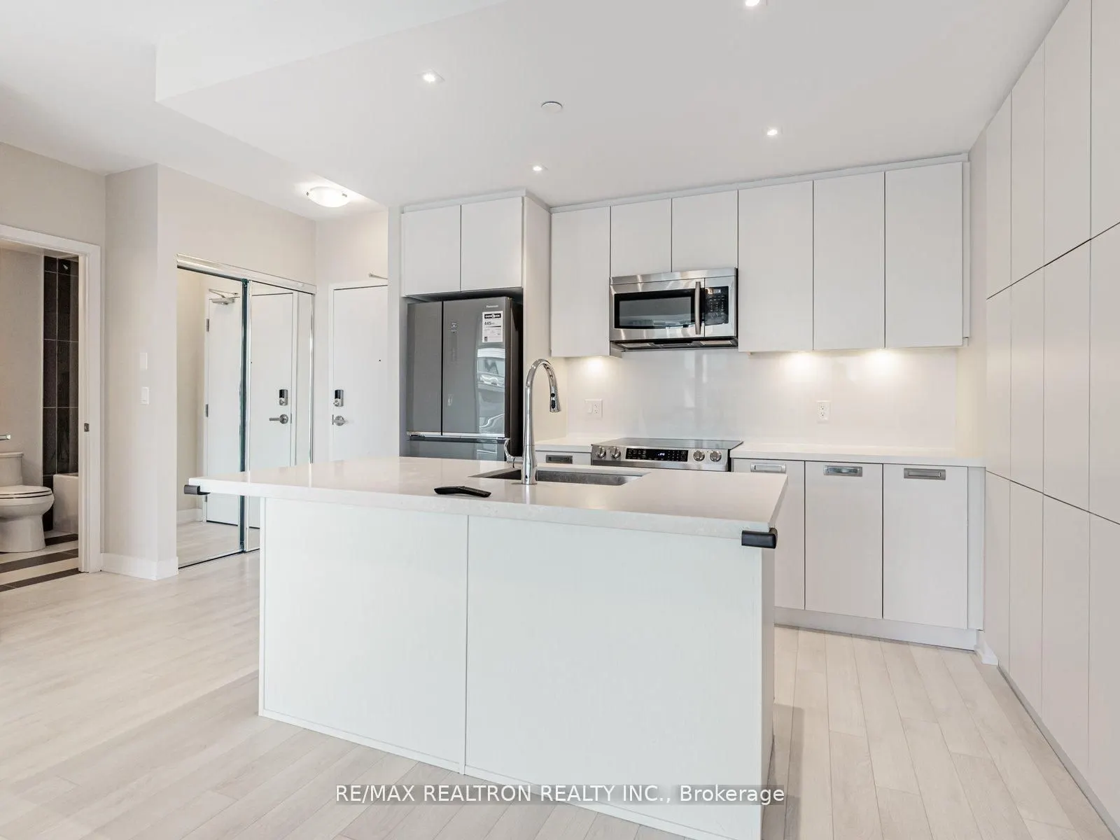 375 Sea Ray Avenue, #313