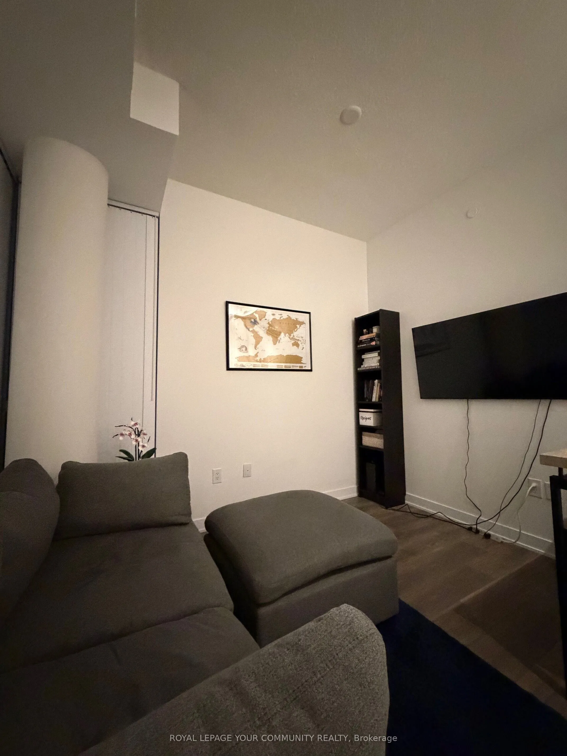 10 Honeycrisp Crescent, #1209