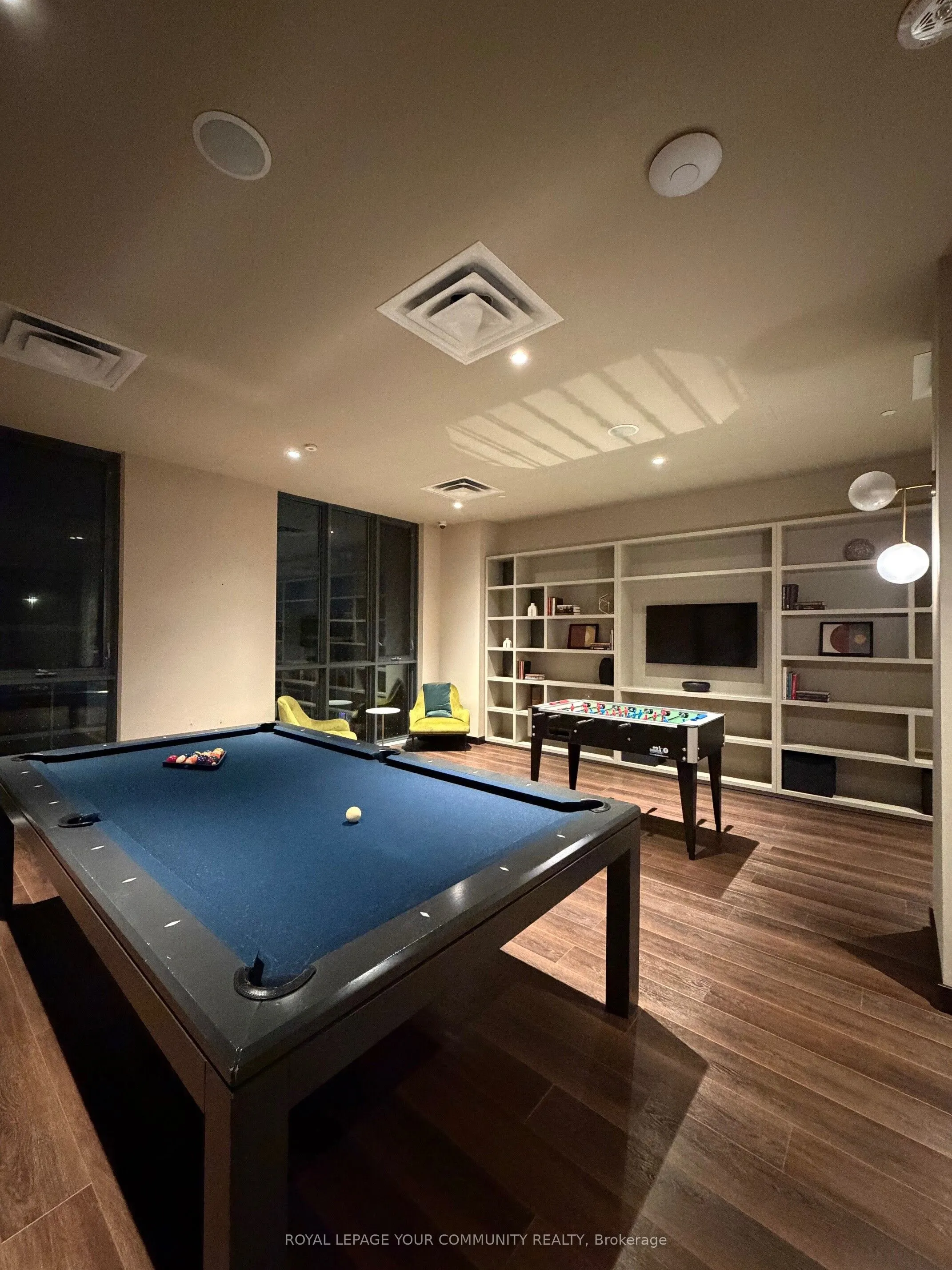 10 Honeycrisp Crescent, #1209