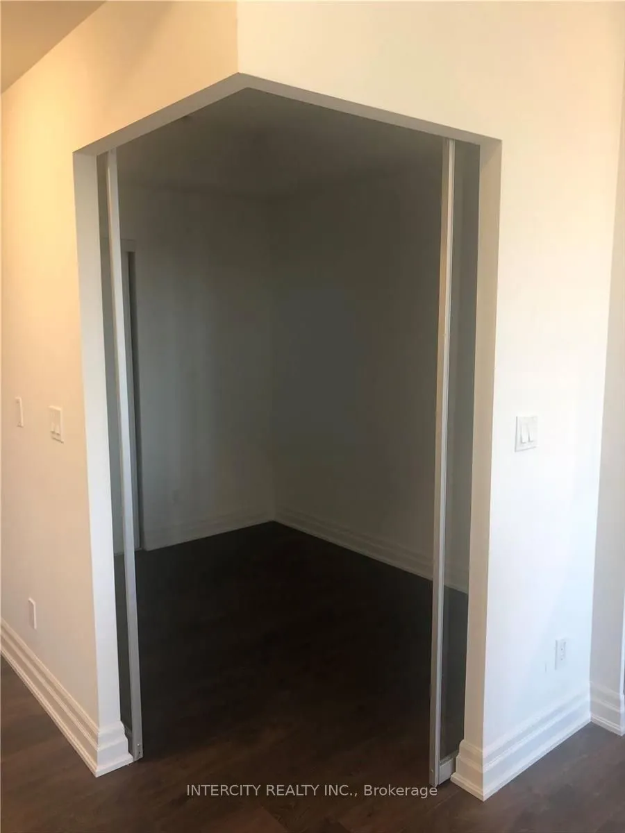 10 Rouge Valley Drive, #813A