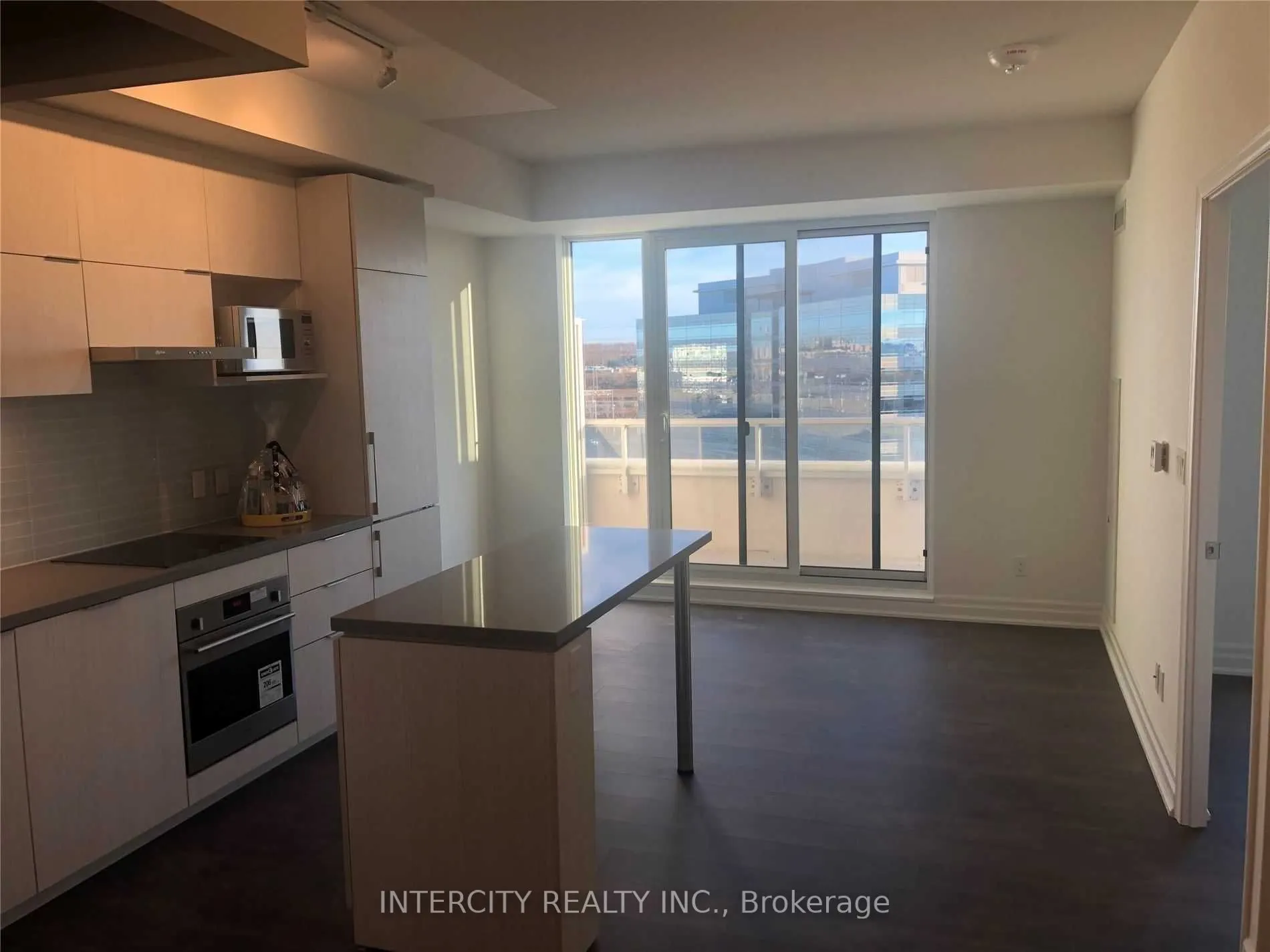 10 Rouge Valley Drive, #813A