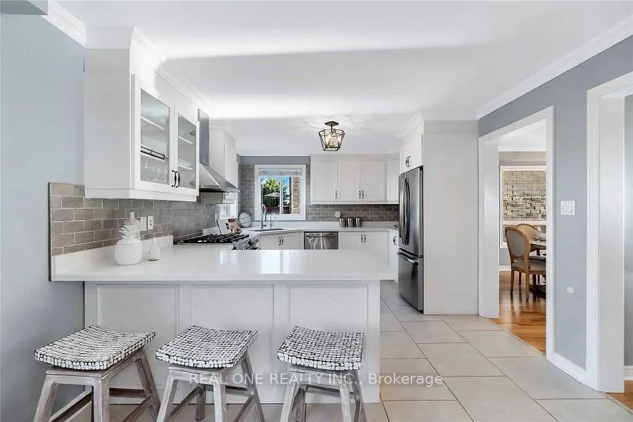 193 Dean Burton Lane, #Upper