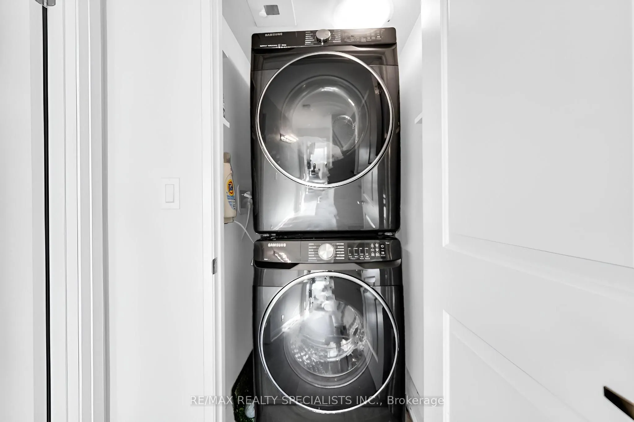 24 Woodstream Boulevard, #105