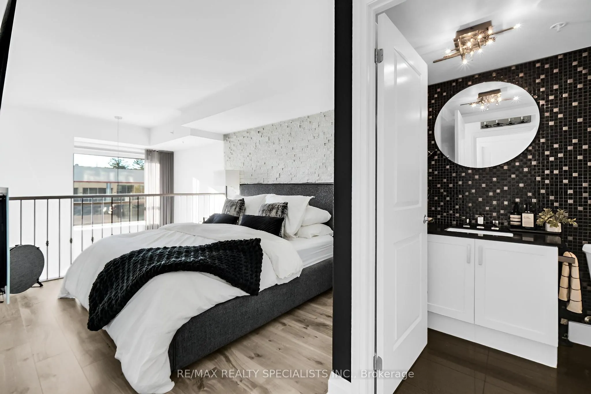 24 Woodstream Boulevard, #105