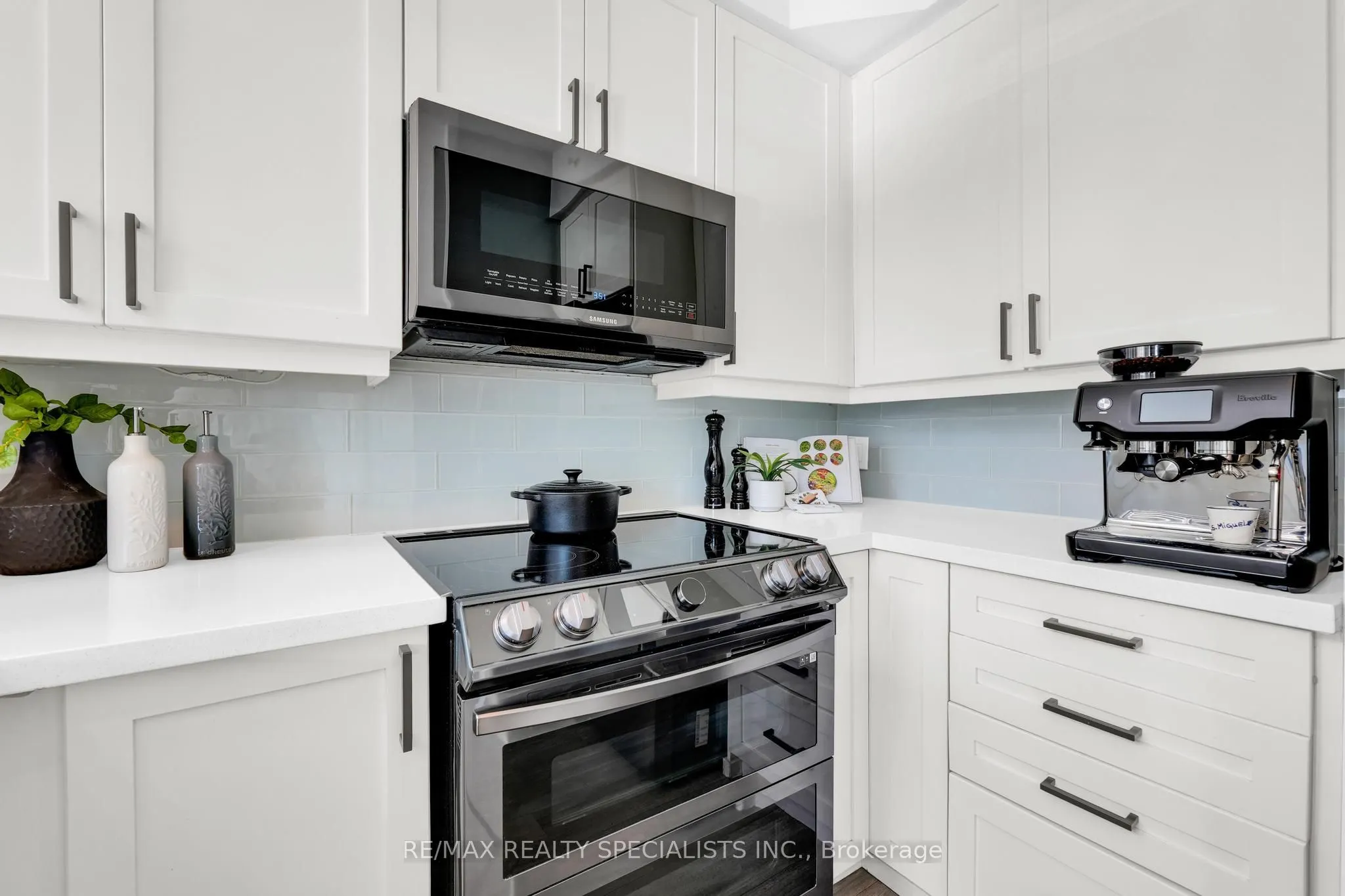 24 Woodstream Boulevard, #105