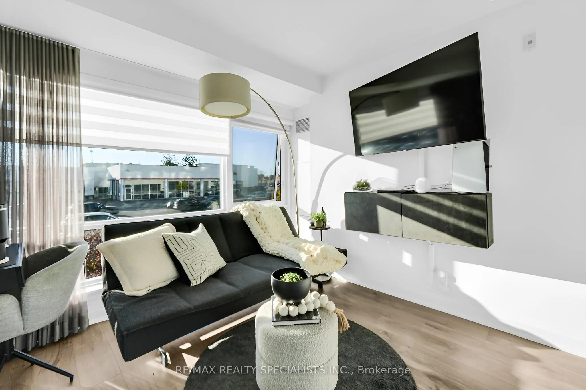 24 Woodstream Boulevard, #105