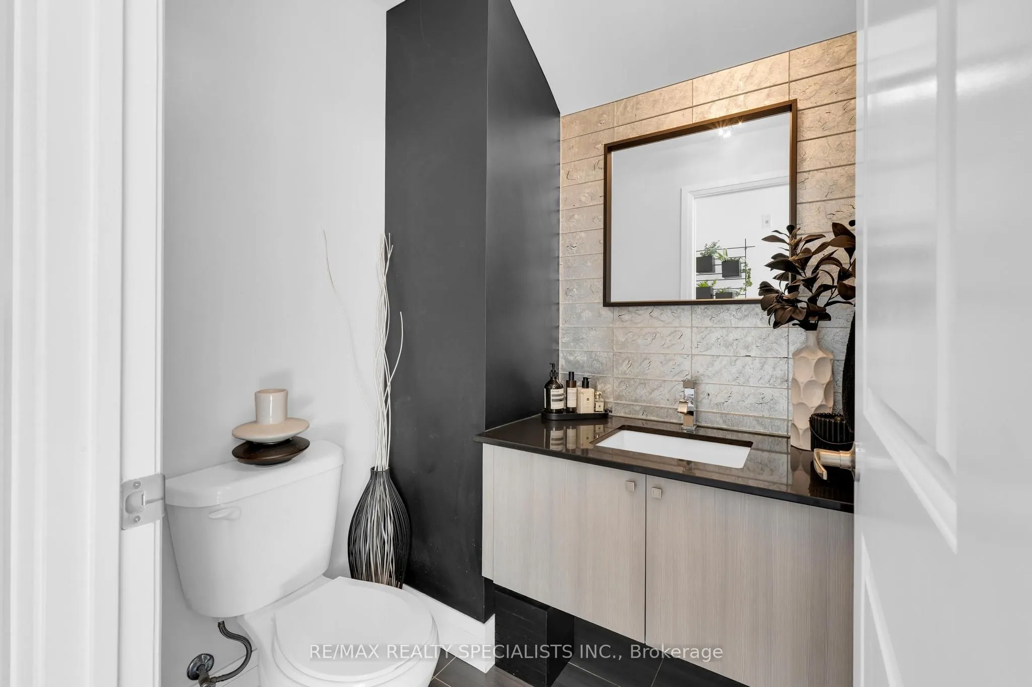 24 Woodstream Boulevard, #105